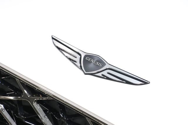 New 2026 Genesis GV70 2.5T Sport Prestige w/ G1 Accessory Package AWD/4WD image 10