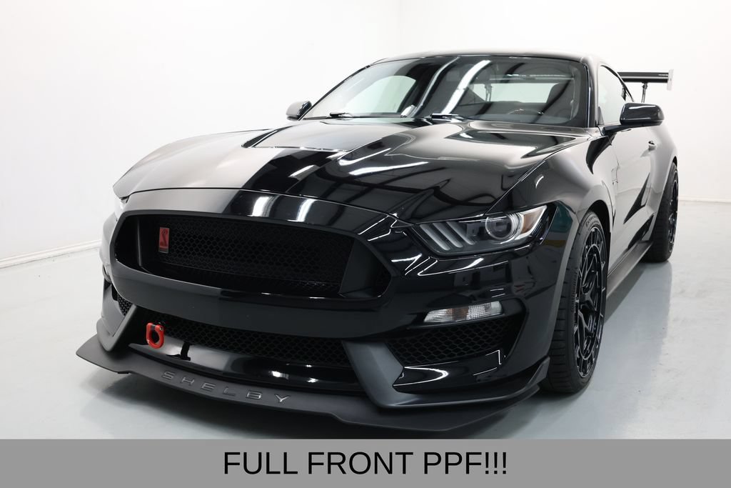 Used 2019 Ford Mustang Shelby GT350R w/ GT350R Equipment Group 920A RWD image 43