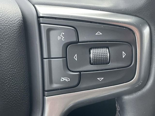 Used 2023 Chevrolet Suburban LT image 18