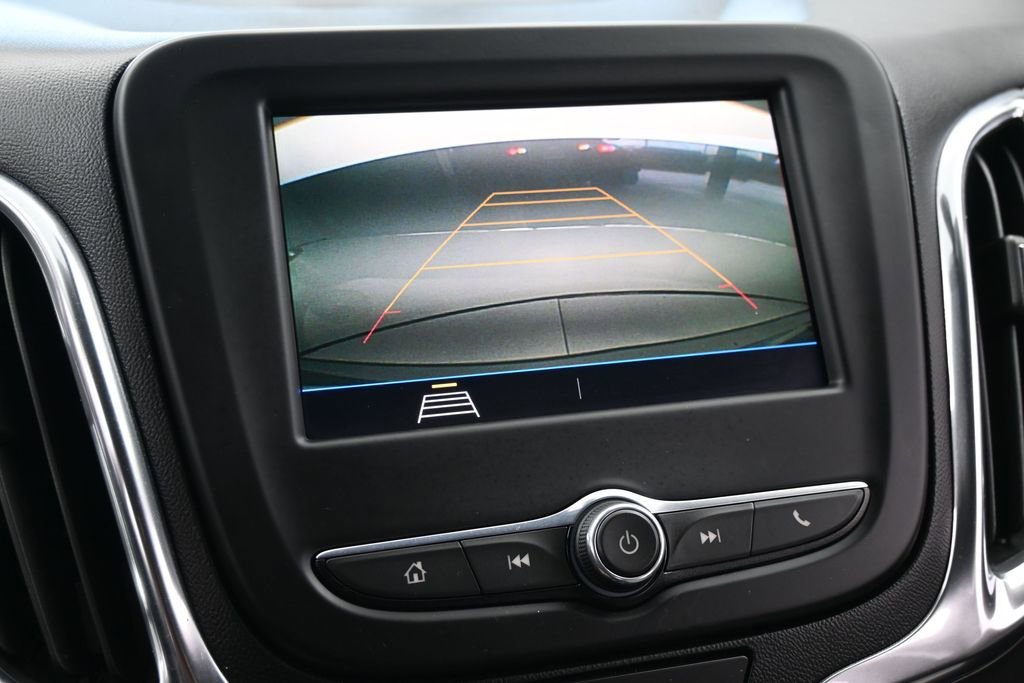 Used 2021 Chevrolet Equinox LS FWD image 17