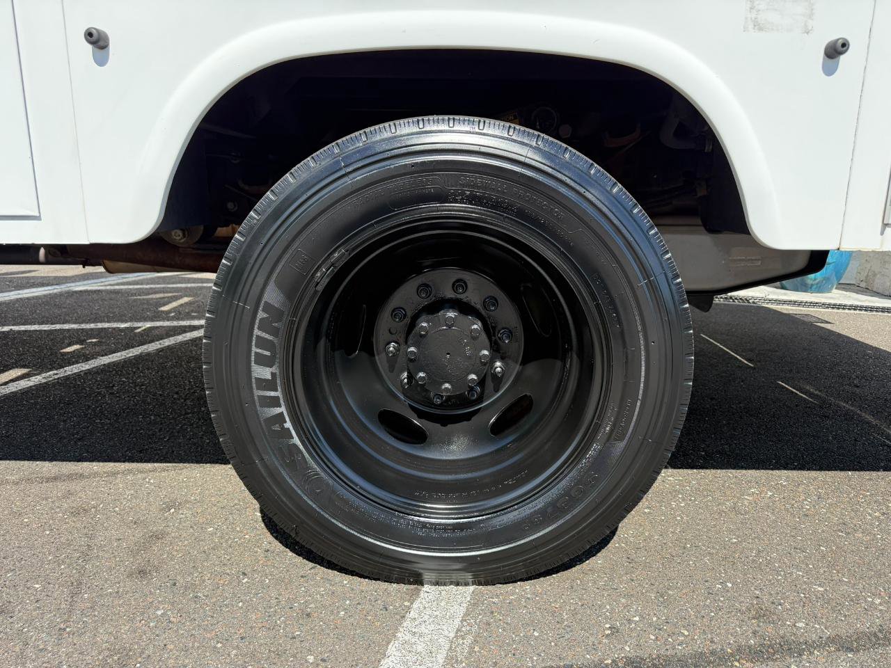 Used 2014 Ford F450 XL w/ Power Equipment Group image 16