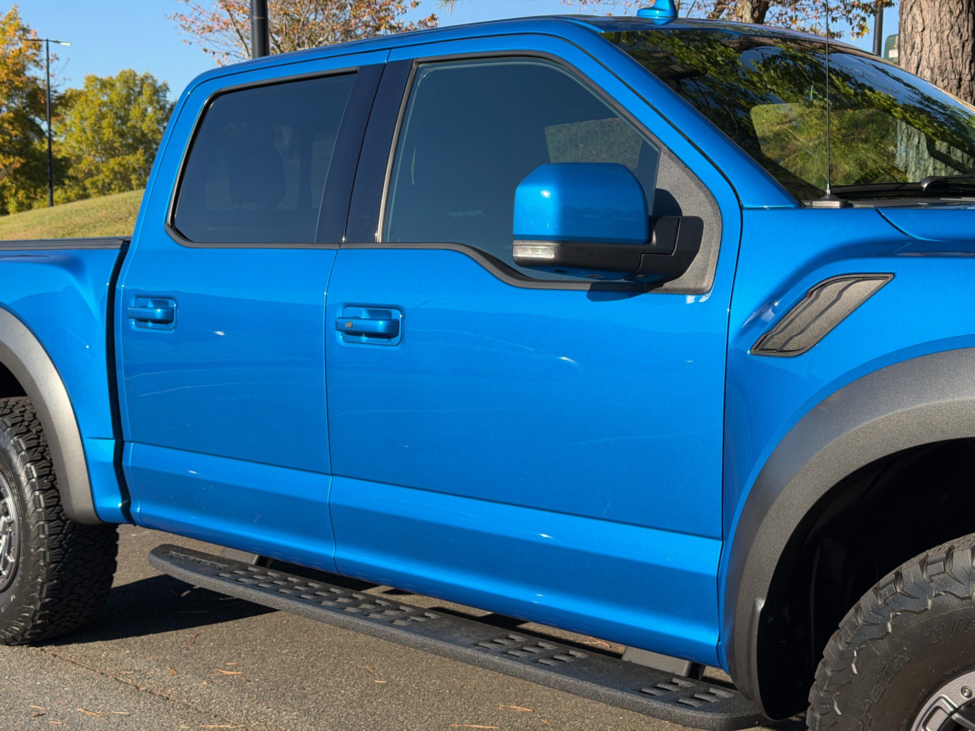Used 2019 Ford F150 Raptor w/ Equipment Group 802A Luxury AWD/4WD image 29