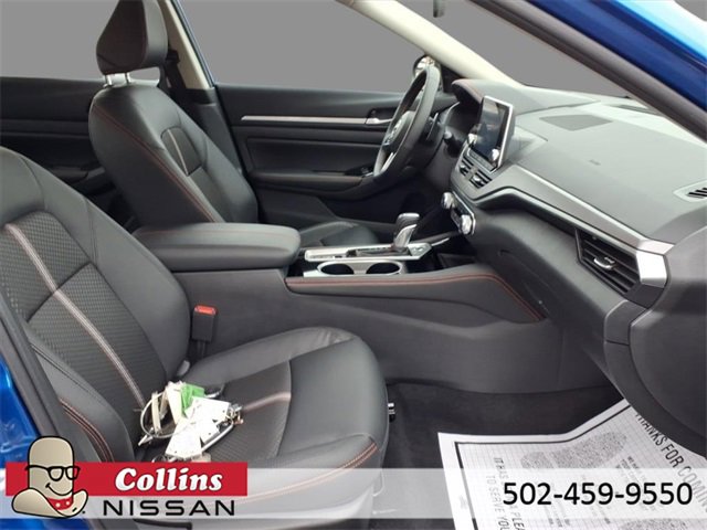 Certified 2025 Nissan Altima 2.5 SR image 13