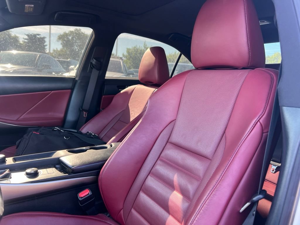 Used 2020 Lexus IS 300 F Sport w/ F Sport Package RWD image 21