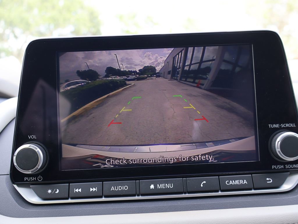 Used 2023 Nissan Rogue SV FWD image 41