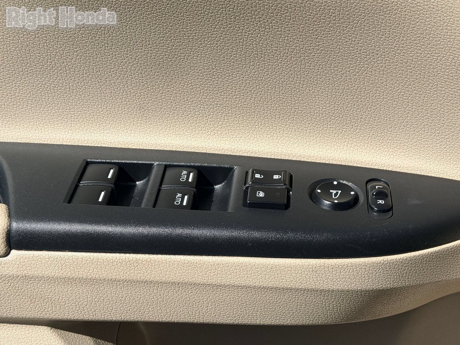 Used 2014 Honda Accord EX-L image 18