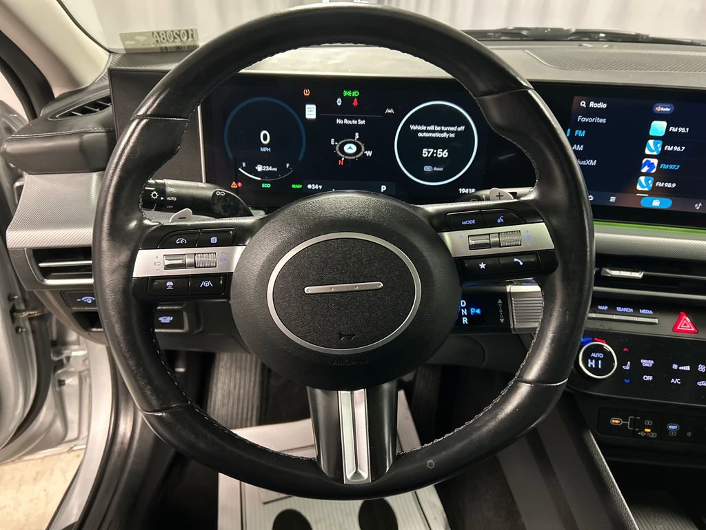 Used 2024 Hyundai Sonata Limited image 13