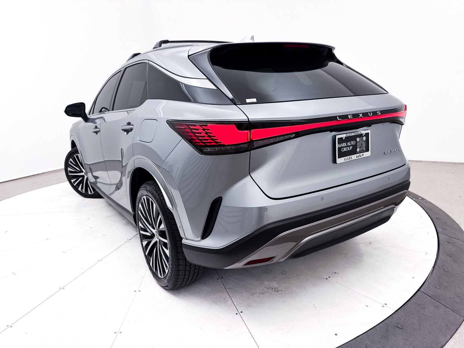 Used 2023 Lexus RX 350 Premium Plus w/ Cold Area Package image 8