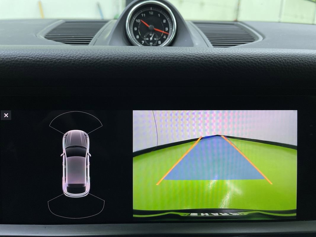 Used 2020 Porsche Macan image 21