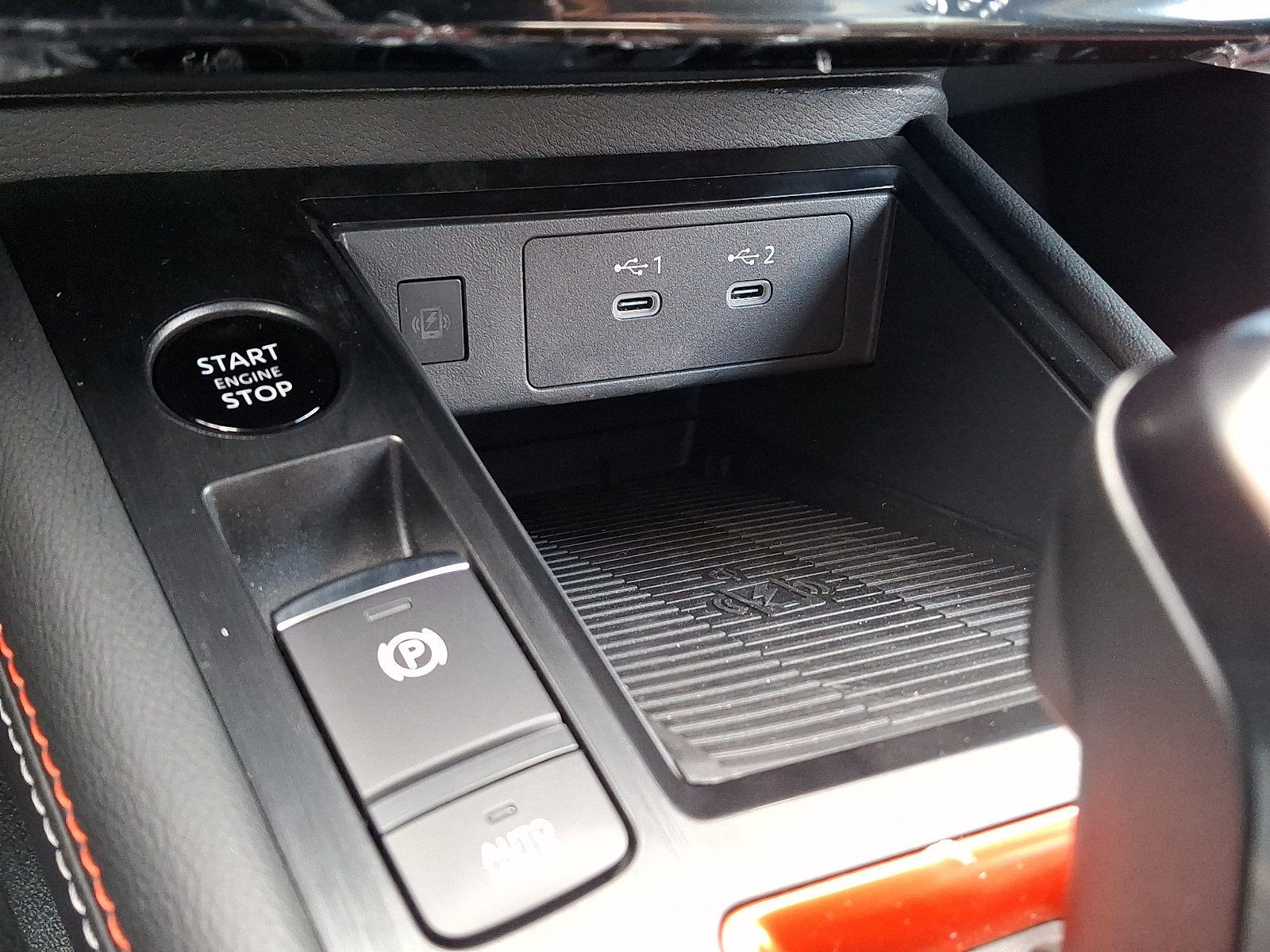 New 2027 Nissan Kicks SR AWD/4WD image 15