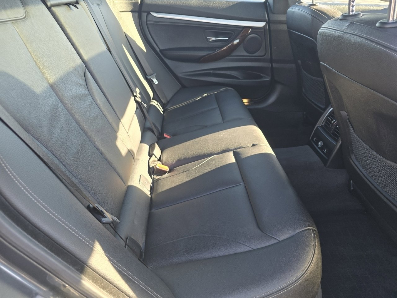Used 2017 BMW 330i Gran Turismo xDrive image 23