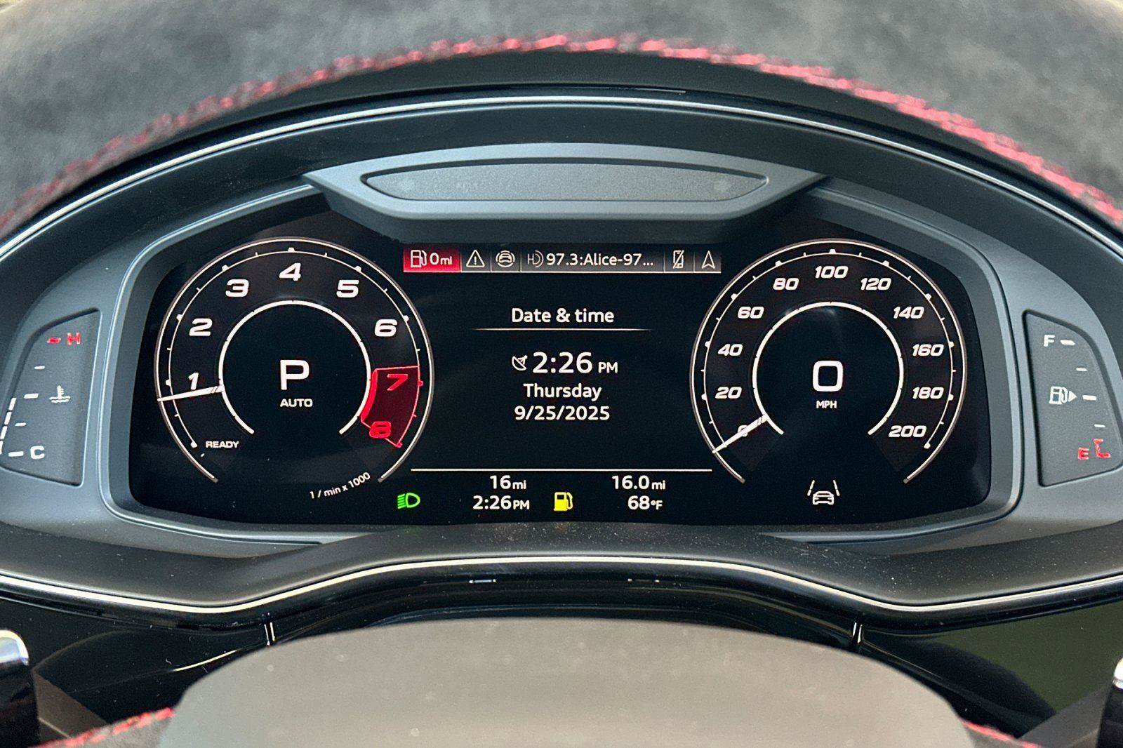 New 2026 Audi RS Q8 performance image 24