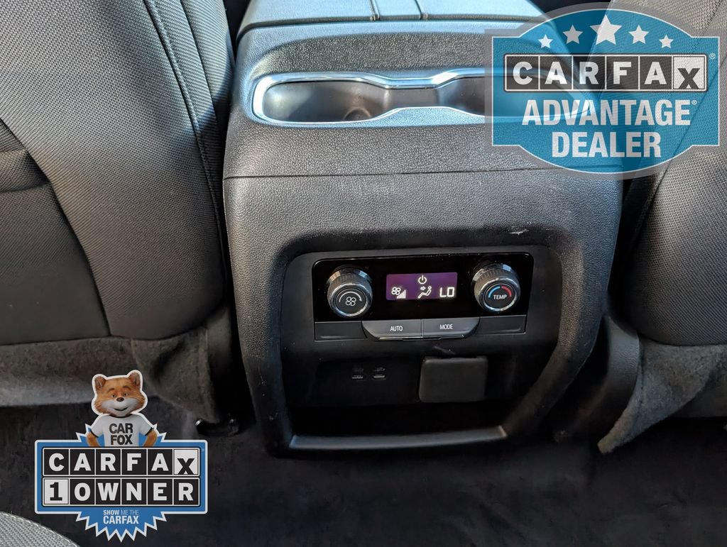 Used 2024 Chevrolet Traverse LT AWD/4WD image 19