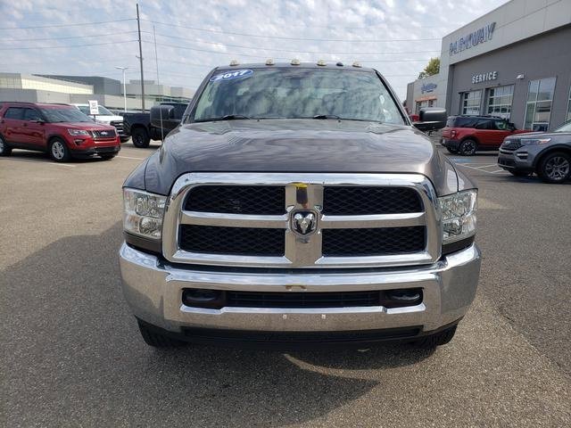 Used 2017 RAM 2500 Tradesman w/ Chrome Appearance Group image 3