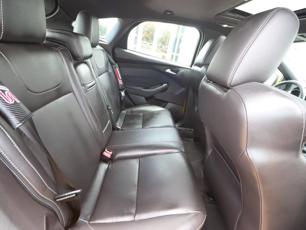 Used 2014 Ford Focus ST w/ Equipment Group 202A FWD image 21