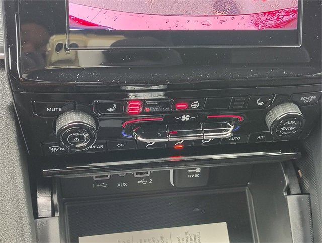 New 2025 Jeep Grand Cherokee L Laredo image 24