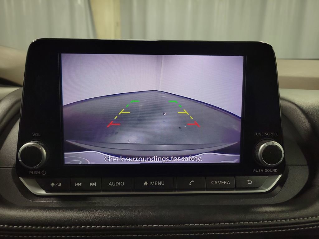 Used 2023 Nissan Rogue S image 19