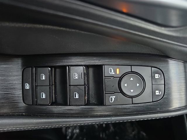 Used 2023 Nissan Rogue SV w/ SV Premium Package image 29