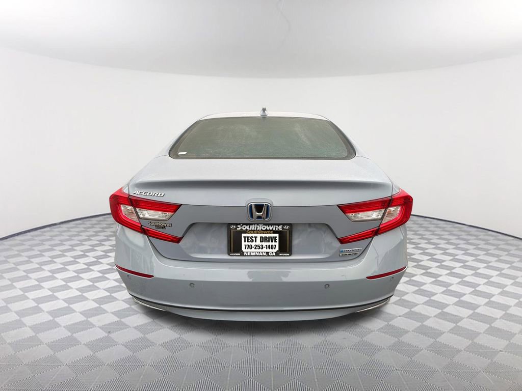 Used 2022 Honda Accord Touring image 6