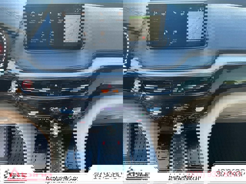 Used 2023 Acura MDX w/ Technology Package image 11