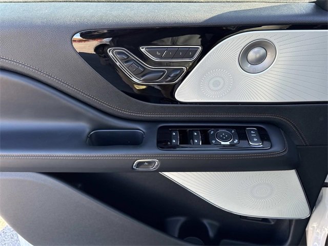 New 2026 Lincoln Aviator Black Label w/ Dynamic Handling Package image 20