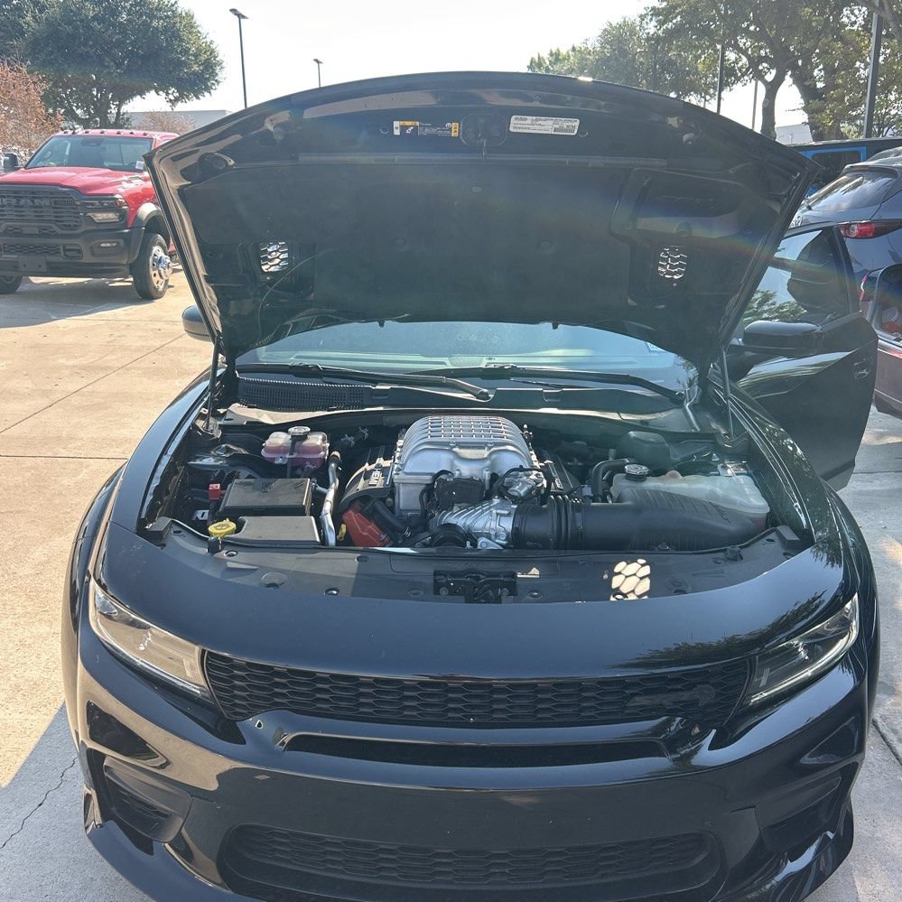 Used 2022 Dodge Charger SRT Hellcat w/ Harman/Kardon Audio Group RWD image 8