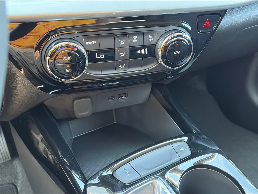 New 2026 Chevrolet Trax LT FWD image 20