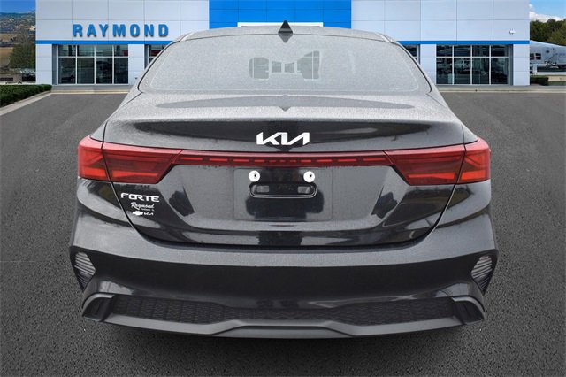 Used 2023 Kia Forte LXS w/ LXS Technology Package image 4
