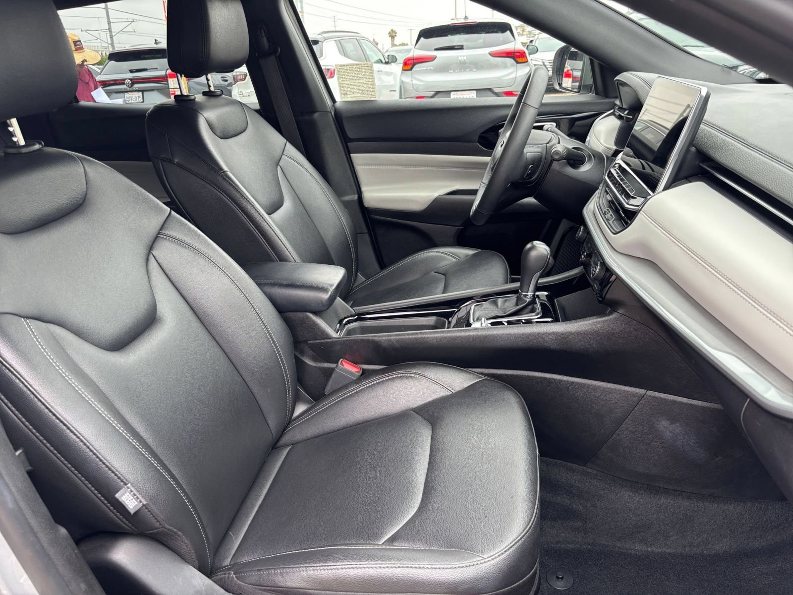 Used 2025 Jeep Compass Limited AWD/4WD image 36