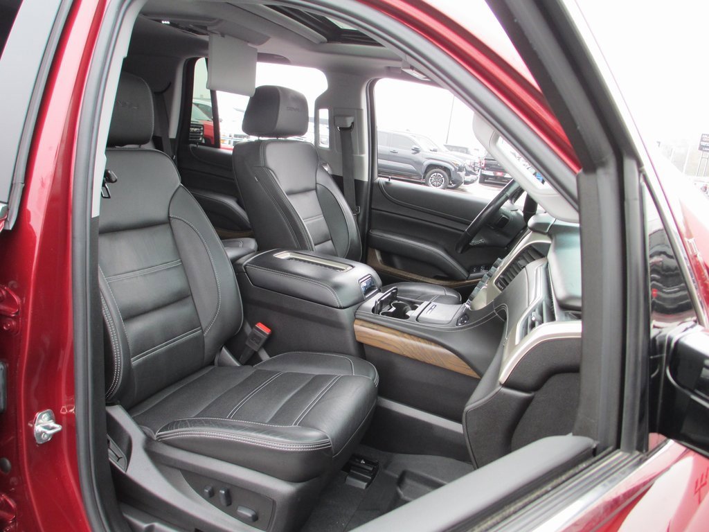 Used 2019 GMC Yukon Denali w/ Open Road Package image 24