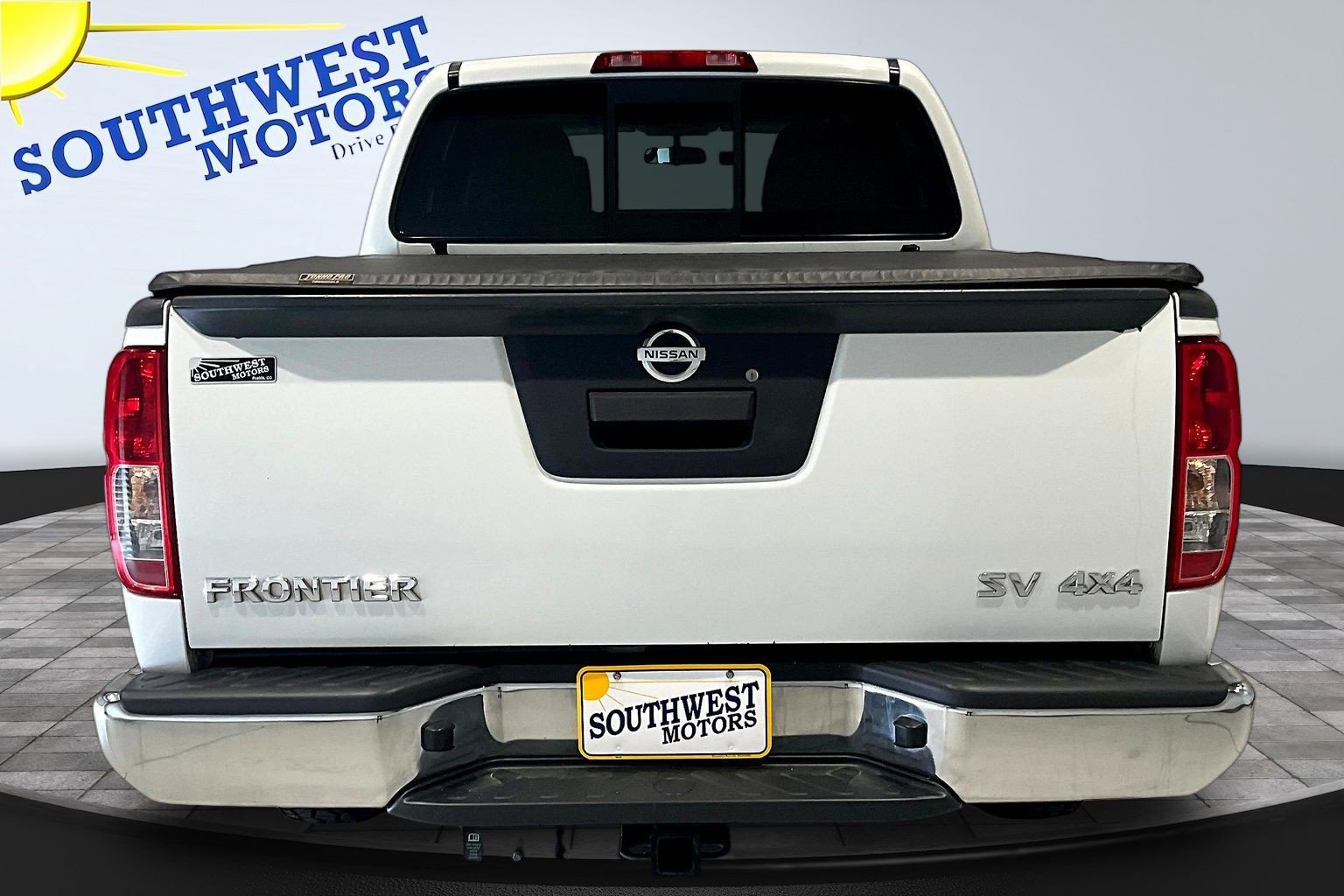 Used 2017 Nissan Frontier SV AWD/4WD image 5