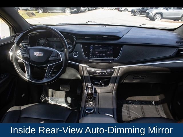 Used 2021 Cadillac XT5 Premium Luxury image 16