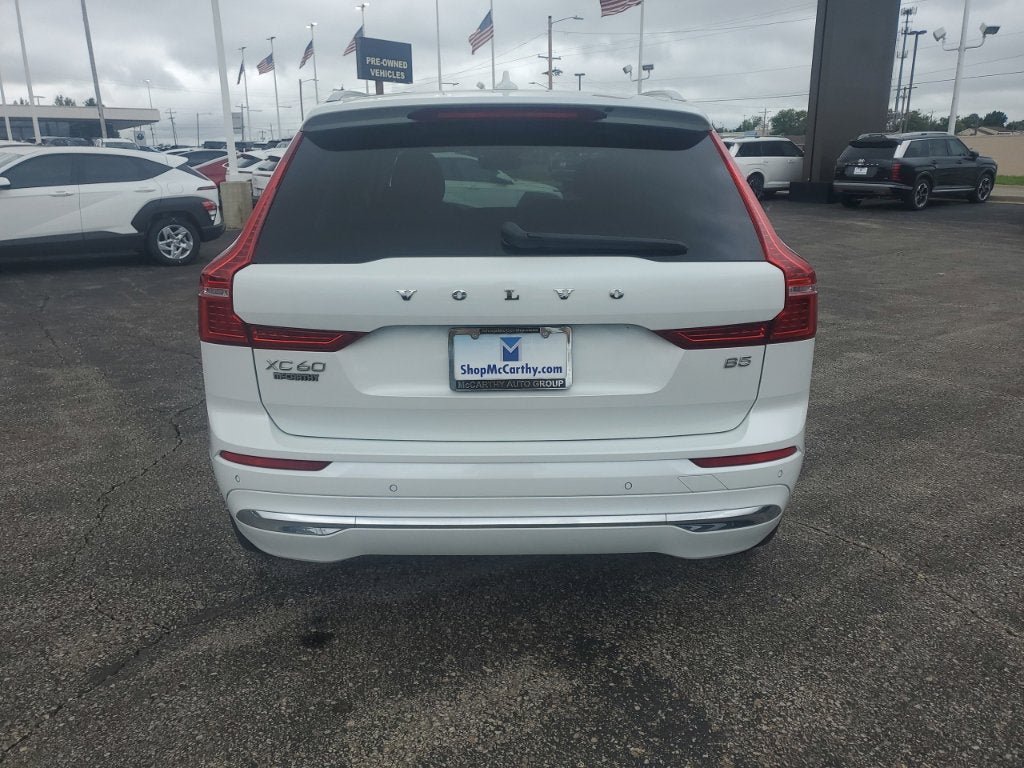 Used 2023 Volvo XC60 B5 Plus FWD image 5
