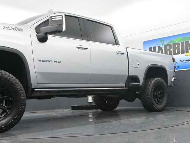 Used 2022 Chevrolet Silverado 2500 High Country w/ Technology Package image 18
