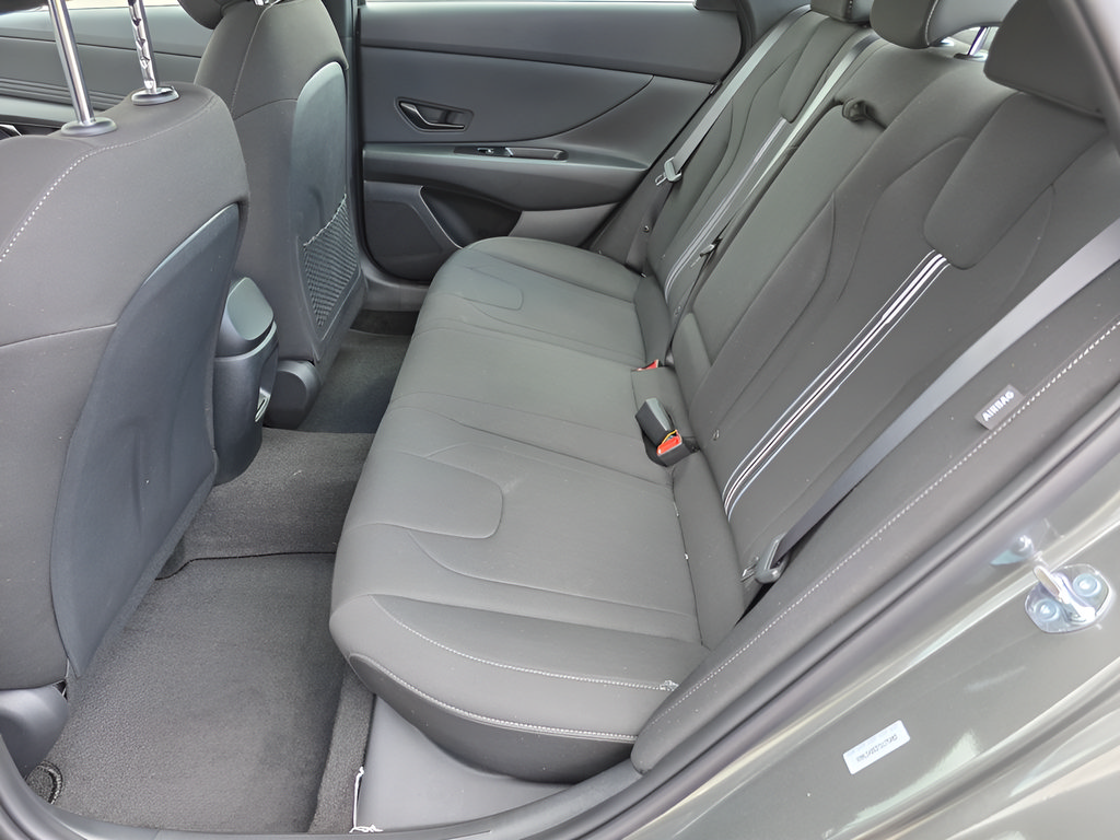 New 2026 Hyundai Elantra SEL Sport Premium FWD image 11