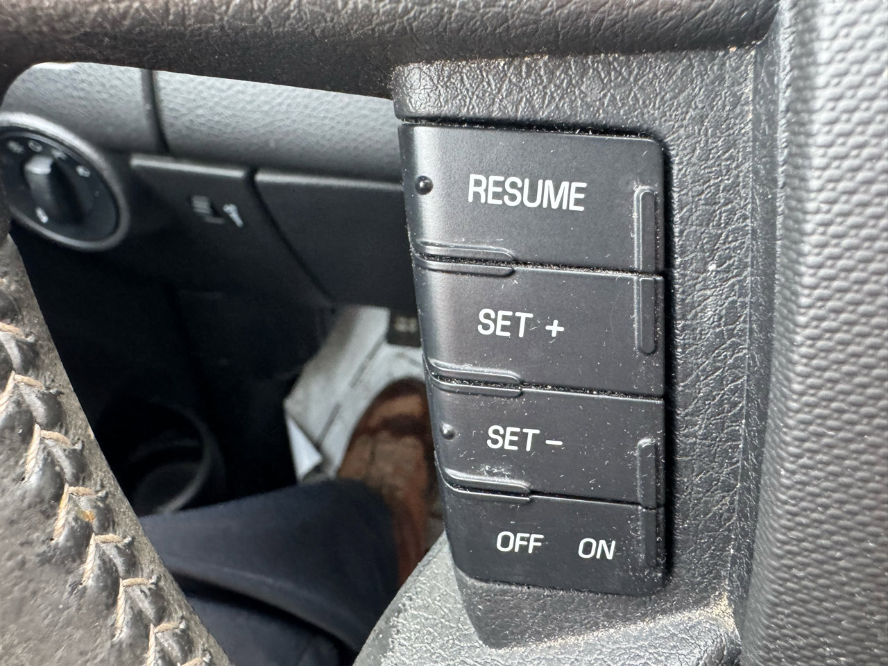 Used 2009 Ford Edge Limited image 18