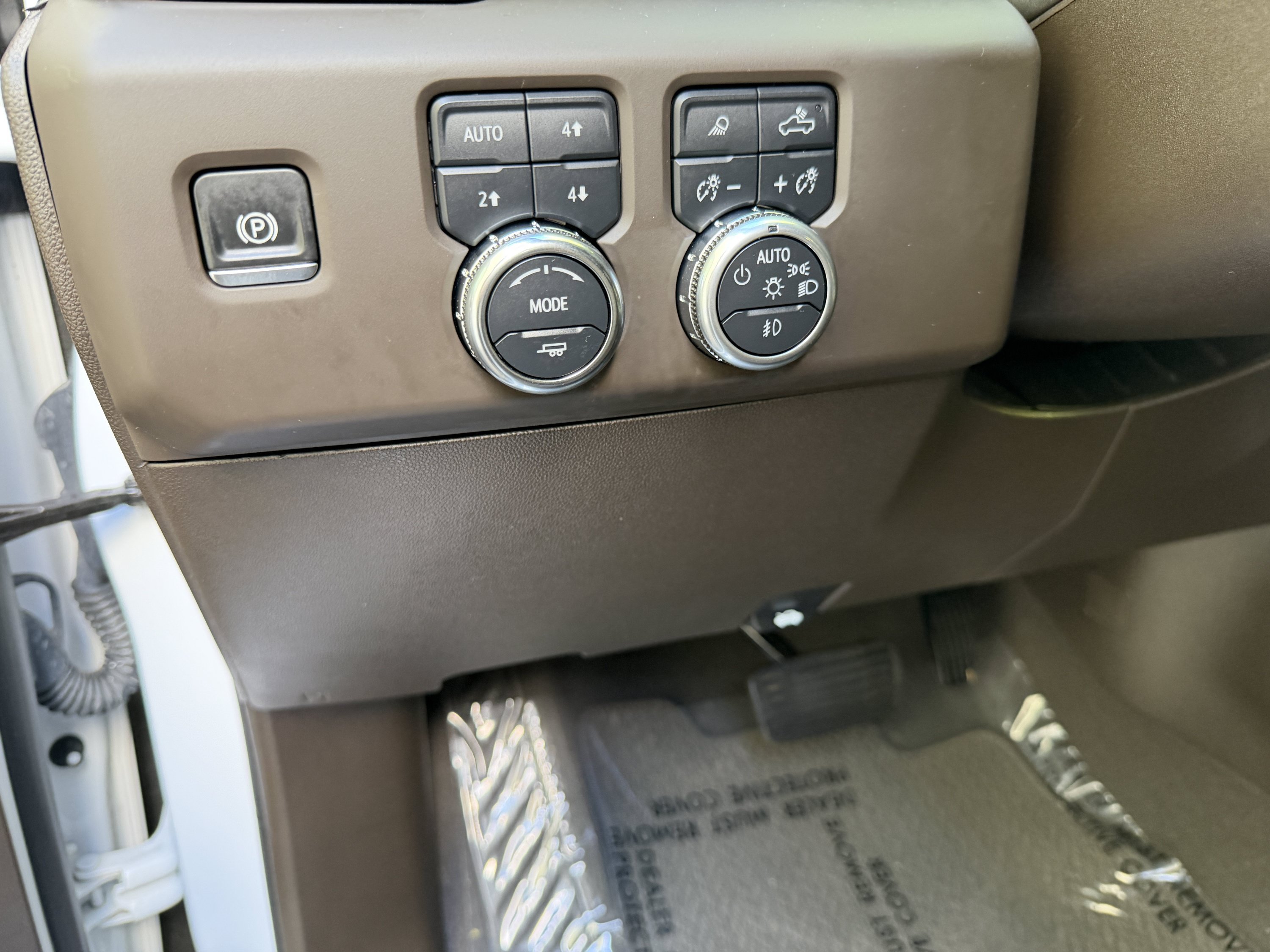 Used 2024 GMC Sierra 1500 Denali w/ Denali Reserve Package AWD/4WD image 33