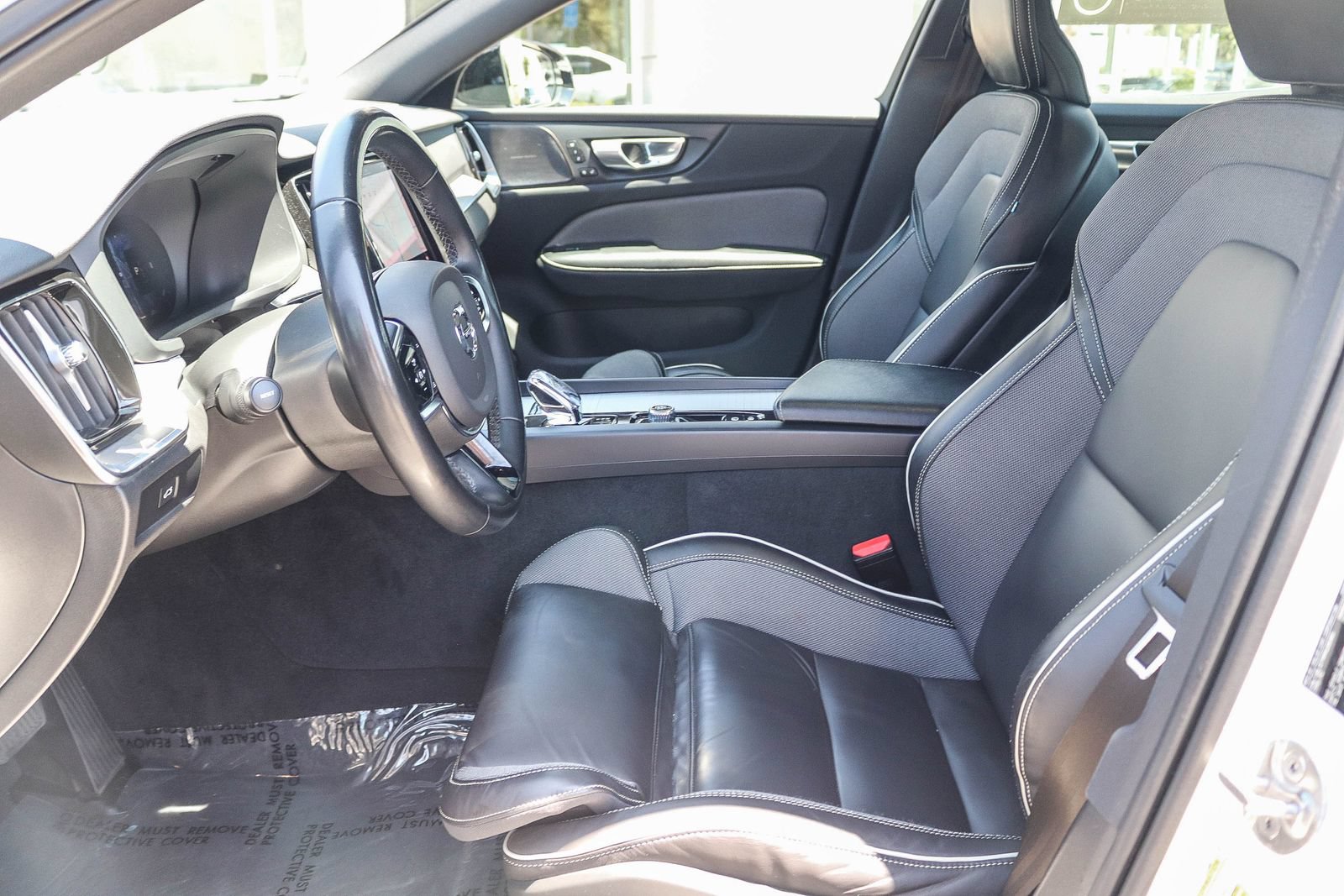 Used 2024 Volvo S60 B5 Plus w/ Climate Package AWD/4WD image 20