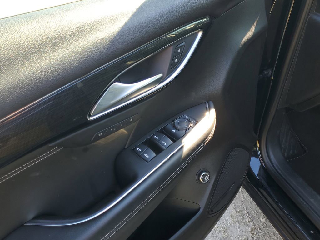 Used 2023 Buick Envision Essence FWD image 12