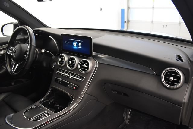 Used 2022 Mercedes-Benz GLC 300 4MATIC image 18