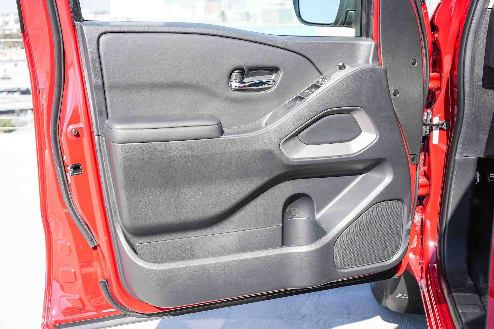 New 2026 Nissan Armada SL w/ Captain's Chari Seat Package RWD image 36