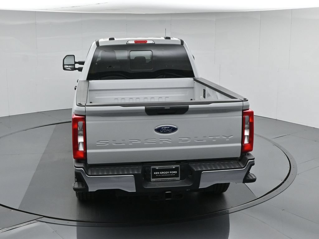 New 2026 Ford F250 XLT w/ FX4 Off-Road Package AWD/4WD image 40