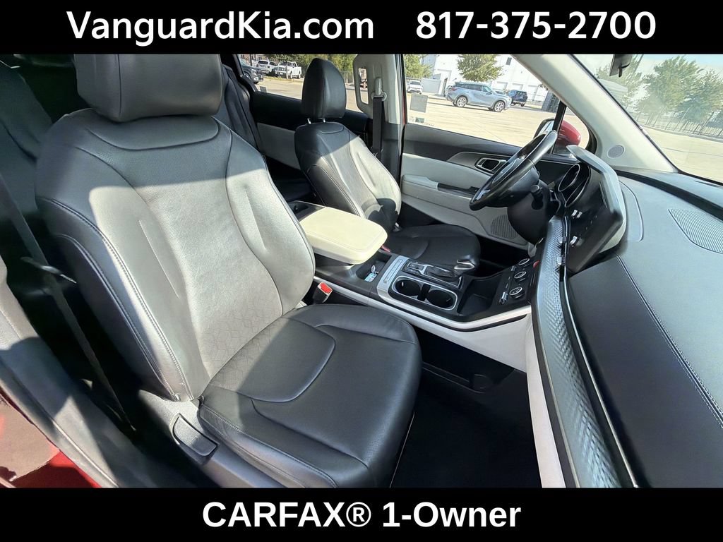 Certified 2023 Kia Carnival LX FWD image 27