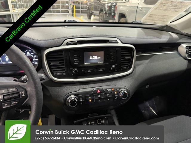 Used 2017 Kia Sorento FWD image 19