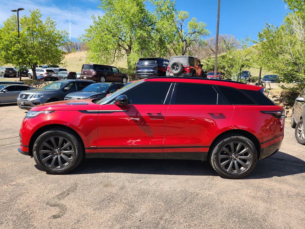 Used 2019 Land Rover Range Rover Velar R-Dynamic SE AWD/4WD image 4