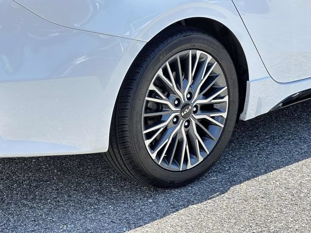 Used 2024 Kia Forte GT-Line w/ GT-Line Premium Package FWD image 31