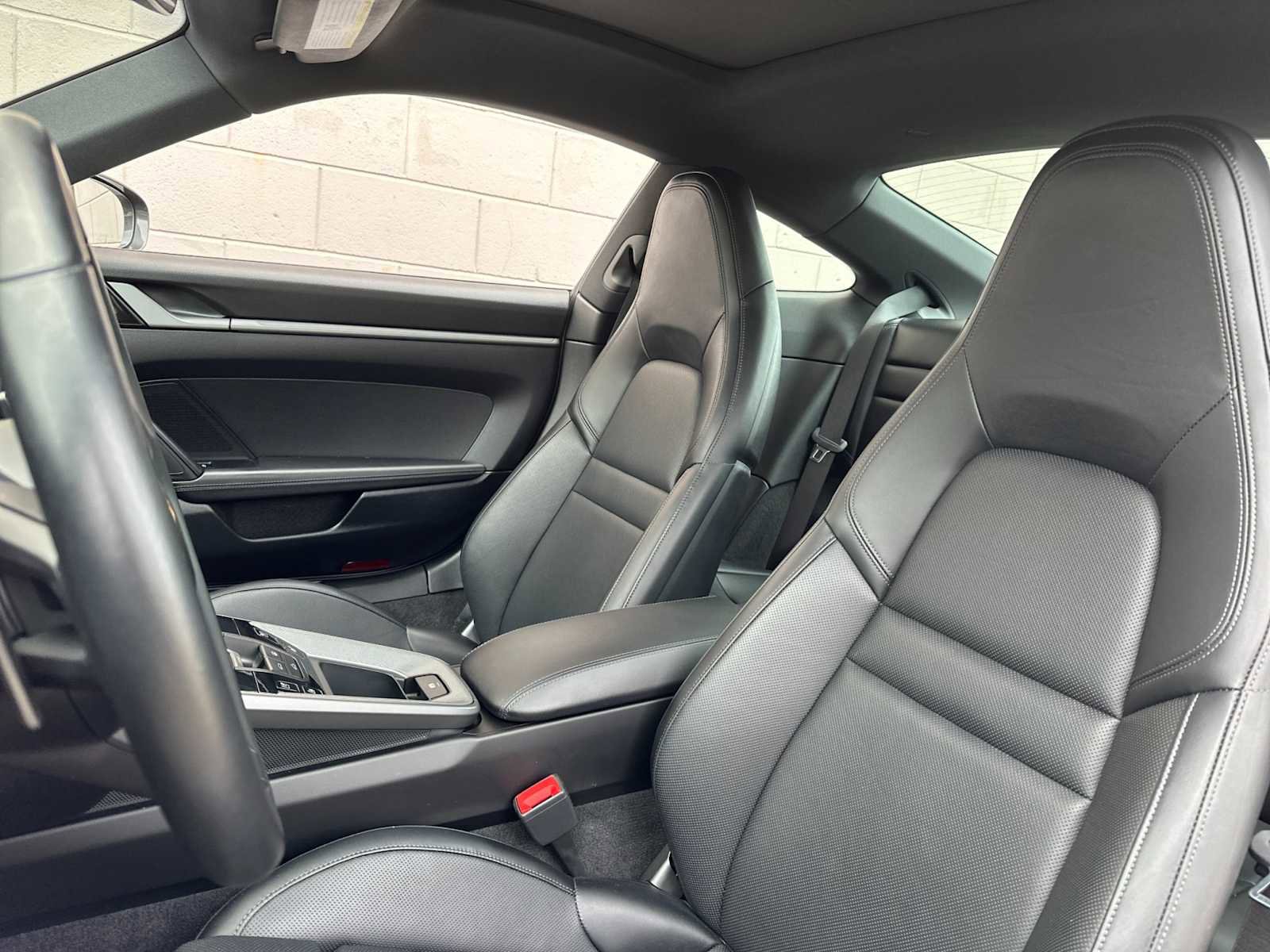 Used 2021 Porsche 911 Carrera S image 5