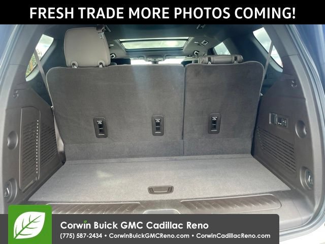 Used 2021 GMC Yukon SLT w/ SLT Luxury Plus Package AWD/4WD image 12