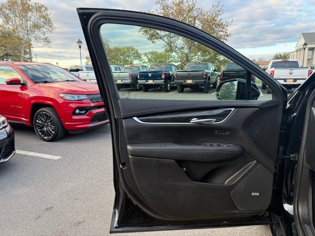 Used 2020 Cadillac XT5 Premium Luxury image 24