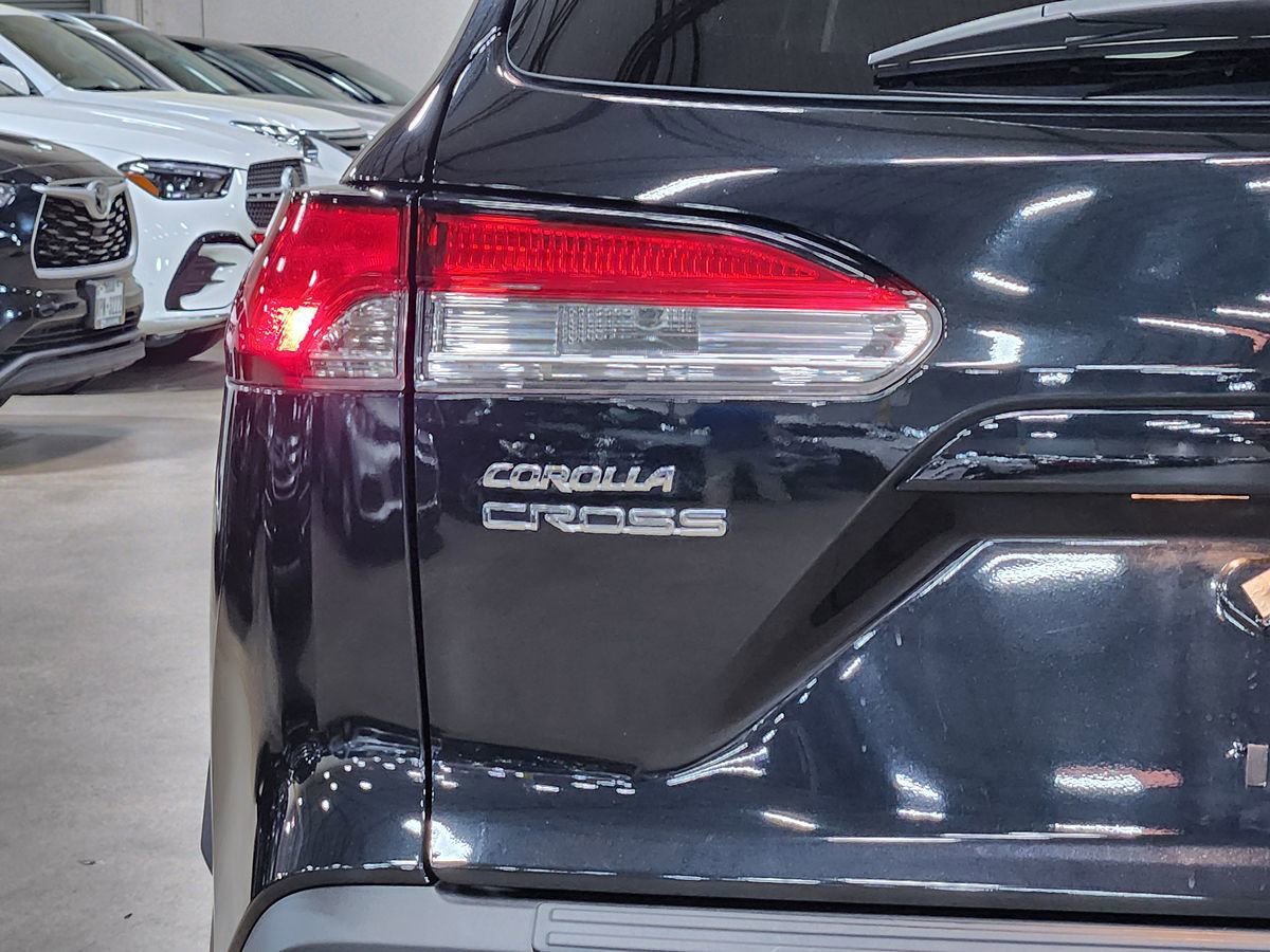 Used 2023 Toyota Corolla Cross LE FWD image 22